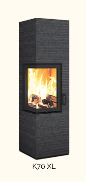 Kaminofen K70 XL Kaminofen K70 XL in dunklem Stein, dreiseitige Sichtscheibe, Flammen lodern