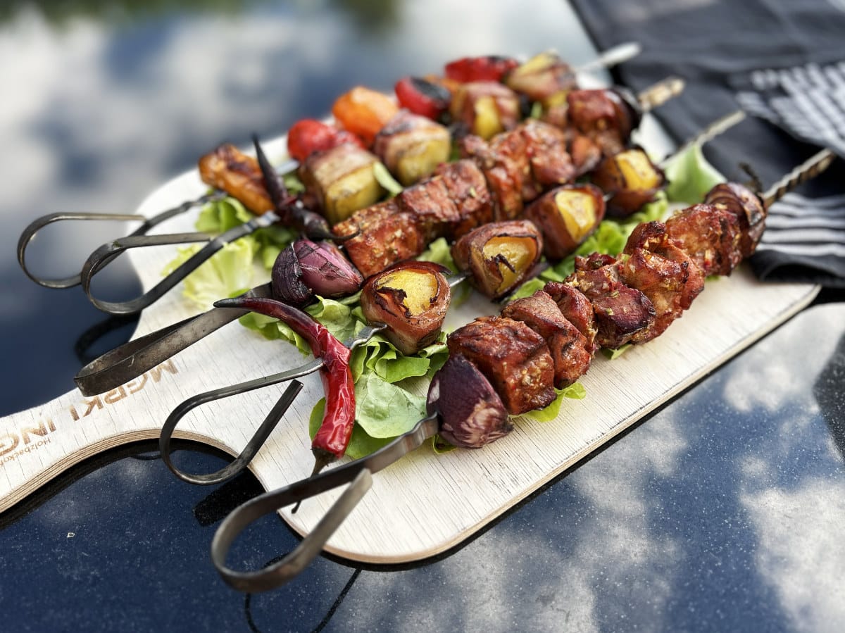 Grillspieße vom Schweinenacken aus dem Bobby